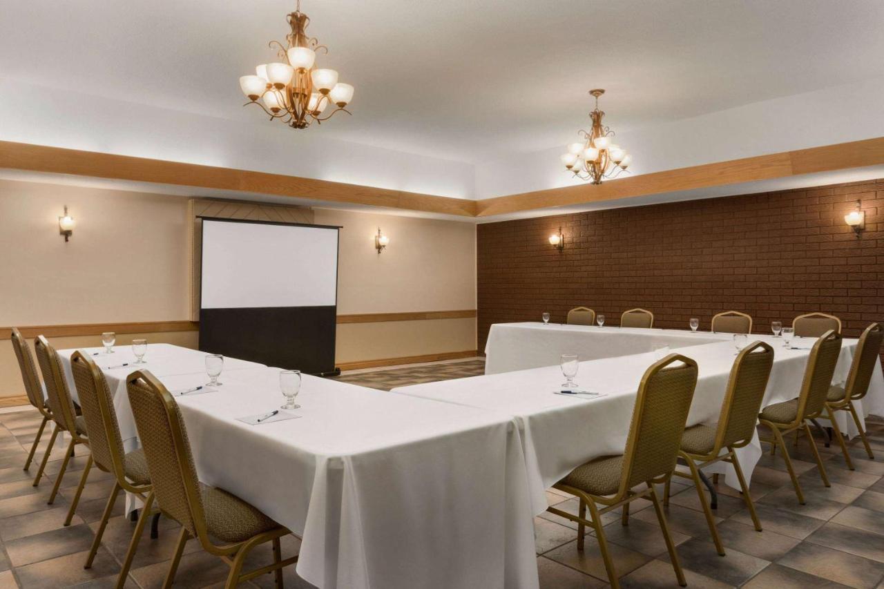 Travelodge By Wyndham סימקו מראה חיצוני תמונה